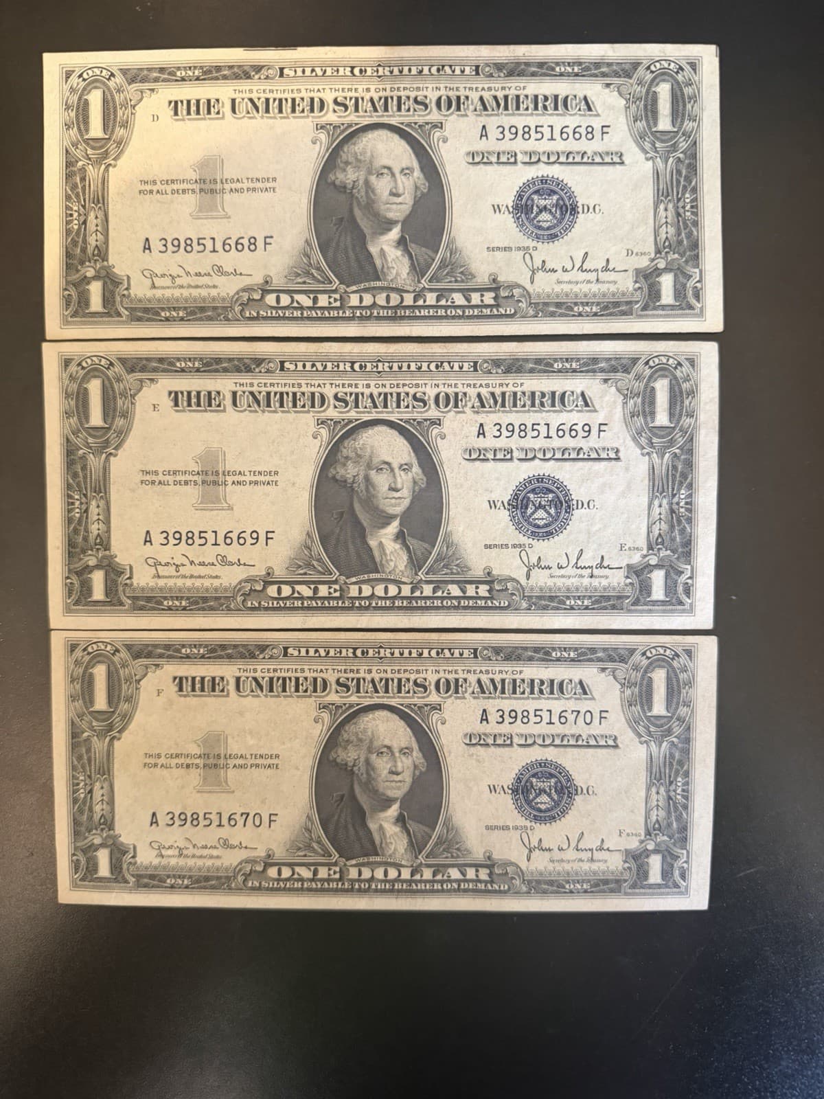 3 x Consecutive 1935-D $1 Silver Certificates Uncirculated — view 1